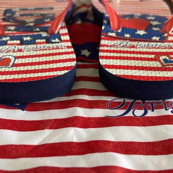 Brighton Patriotic Flip Flops size 7 - Picture 2 of 6